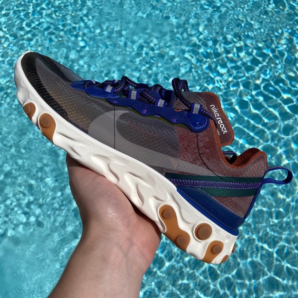 nike react 87 dusty peach